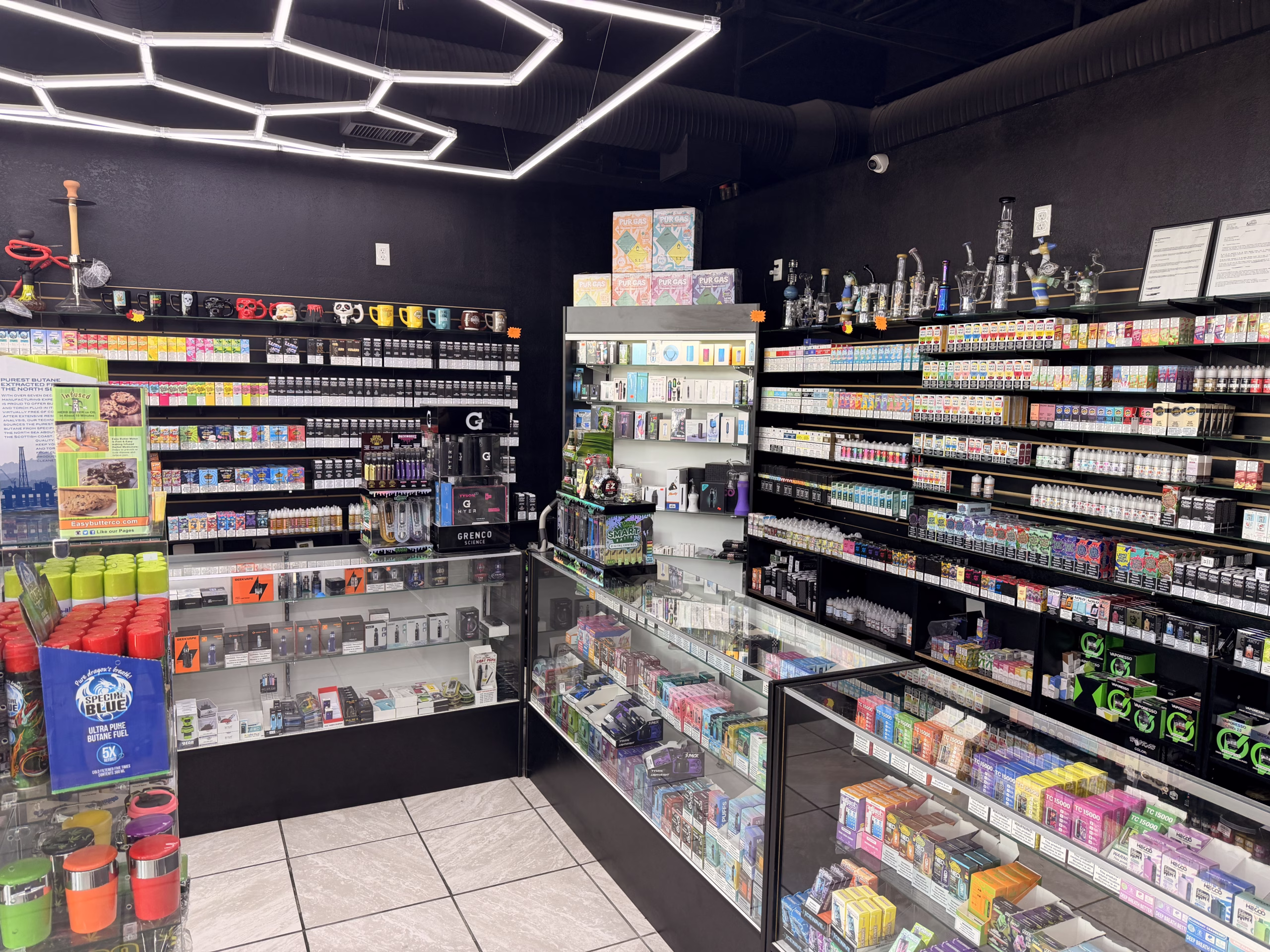 discount-smoke-tobacco-head-shop-vaporizer-store-Overland-Park