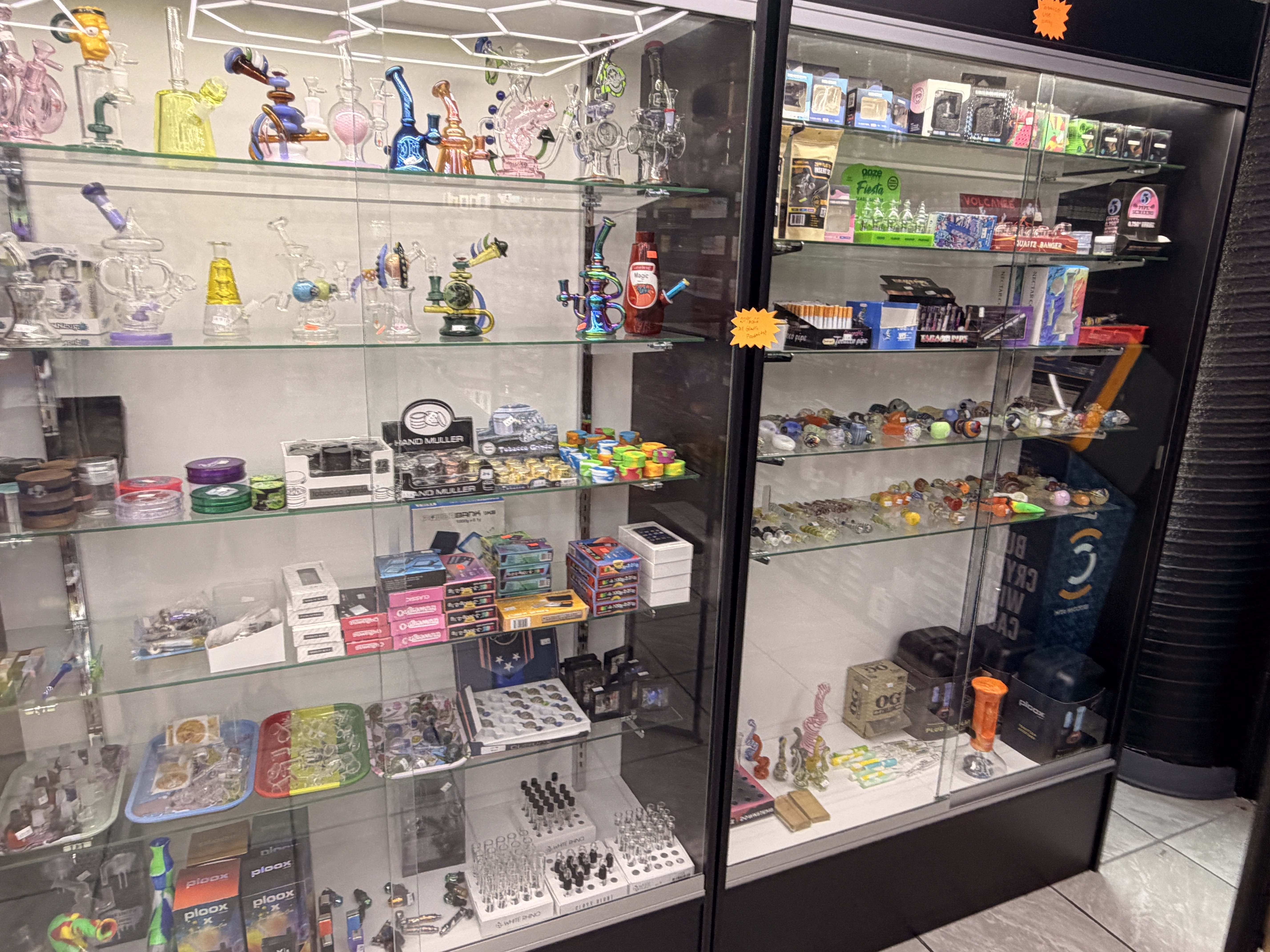 glass-pipes-bongs-dab-rigs-chillums-spoon-pipe-Overland-Park
